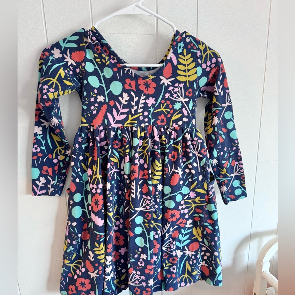 Hanna Andersson Celebration Skater Dress Long Sleeve Girls Size 8 Navy Floral - Picture 3 of 4